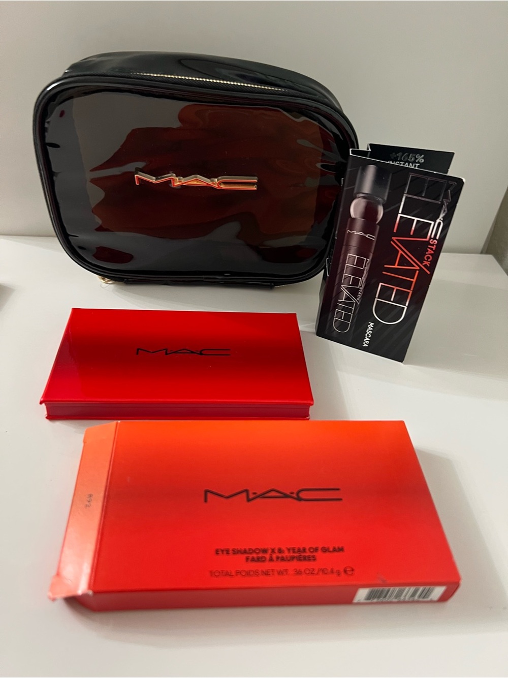 MAC New Makeup  bundle - Picture 3 of 9